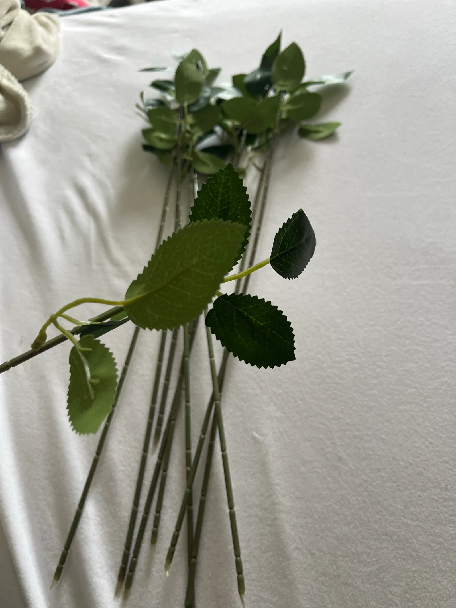 10 artificial green leaf branches – photo 4